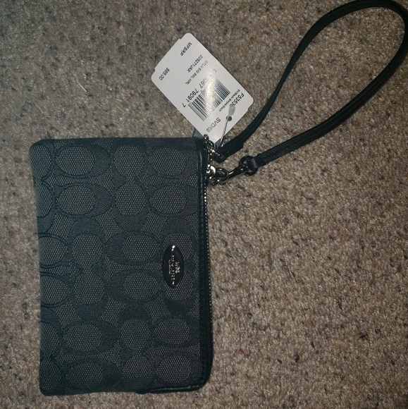 Coach wallet - Picture 2 of 3